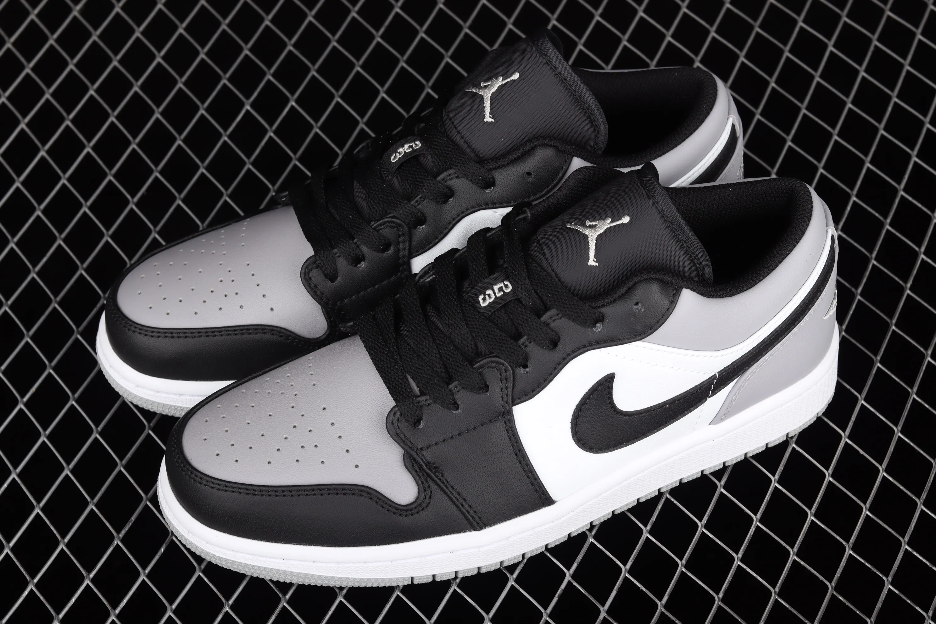 All categories Air Jordan Jordan series basketball shoes Air Jordan 1 Low X version Air Jordan 1 Low AJ1 Joe 1 low-top cultural and leisure sports sneakers 553558-110